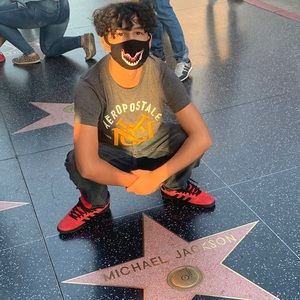 Meet your Posher, Hector